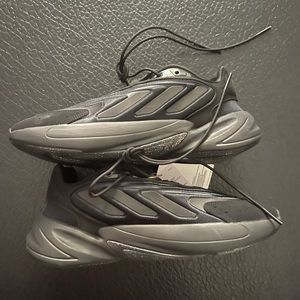 Ozelia by Adidas Sneaker